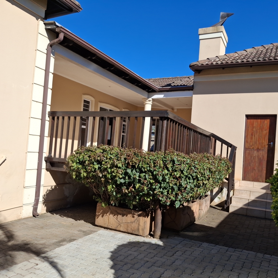 To Let 3 Bedroom Property for Rent in Vincent Eastern Cape